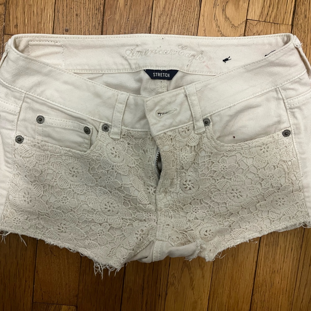 A&E Lacey shorts